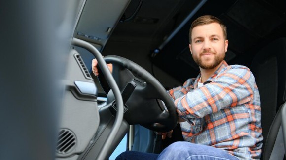 TRAZE SE OWNER OPERATORI SA SVOJIM VOZILOM