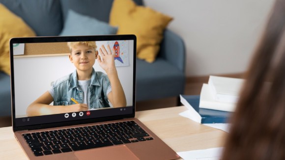 CASOVI SRPSKOG JEZIKA ZA DECU U DIJASPORI