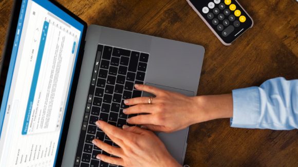 NUDIM USLUGU: DATA ENTRY I FINANSIJSKO VODJENJE U QUICKBOOKS