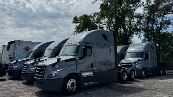 LOOKING FOR FLEET MANAGER