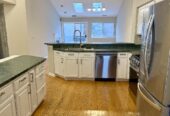 BRIGHT AND SPACIOUS TOWNHOME AVAILABLE FOR RENT