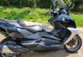 PRODAJEM BMW C 650 GT SCOOTER I HARLEY DAVIDSON V ROD