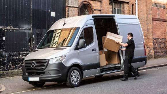 NINIK INC ZAPOSLJAVA VOZACE I OWNER OPERATORE (SPRINTER VAN & BOX TRUCK)