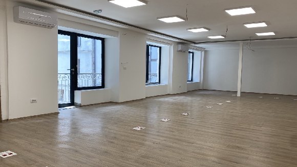 IZDAJEMO POSLOVNI PROSTOR U BEOGRADU, SRB