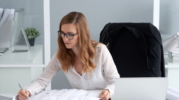 LOOKING FOR A JOB IN ACCOUNTING