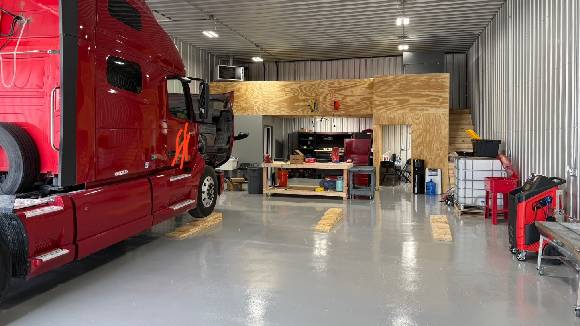 NS TRUCK REPAIR INC NUDI USLUGE POPRAVKE KAMIONA