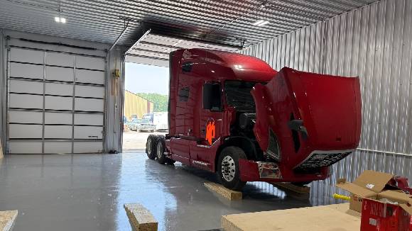 NS TRUCK REPAIR INC NUDI USLUGE POPRAVKE KAMIONA
