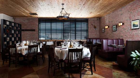 STEFAN GRILL ZAPOSLJAVA SERVERE