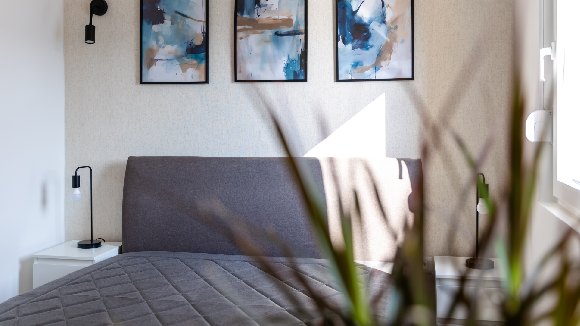 PRODAJEM JEDNOSOBAN STAN U HERCEG NOVOM (MNE)