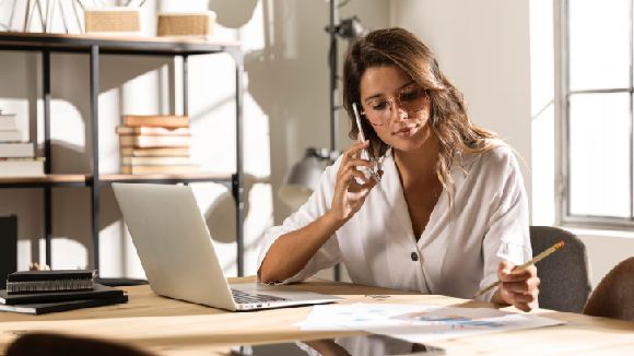 ZAPOSLJAVAMO – RAD IZ KANCELARIJE