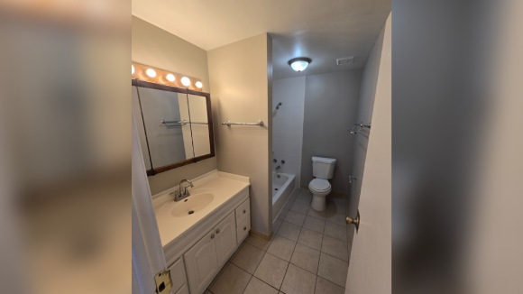 APARTMENT FOR RENT IN STRATFORD GREEN – WILLOWBROOK