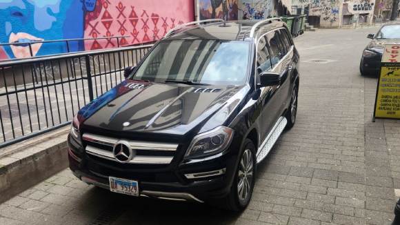 NA PRODAJU MERCEDES GL 450 2015