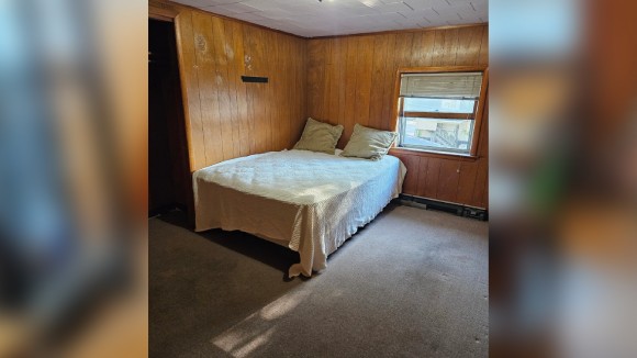 IZDAJEM SOBU U LYONS-U