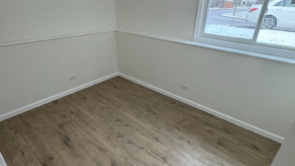 IZDAJE SE KUCA SA 4 SPAVACE SOBE I 2 KUPATILA U WARRENVILLE-U, IL