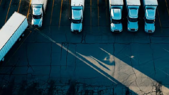 TRUCKING COMPANY IS HIRING TWO FLEET ASSISTANT POSITIONS