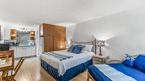 IZDAJEM JEDNOSOBAN STAN U NAPLES-U, FL