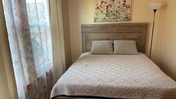 IZDAJEMO KOMPLETNO NAMESTEN ODMAH USELJIV JEDNOSOBAN STAN