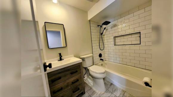 CONDO FOR RENT APRIL 1ST