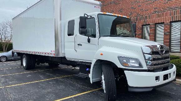 NA PRODAJU 10 HINO KAMIONA