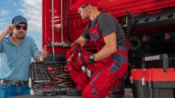 TRUCK AND TRAILER EXPERIENCED MECHANIC