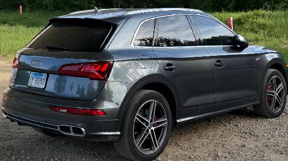NA PRODAJU AUTOMOBIL MARKE AUDI SQ5