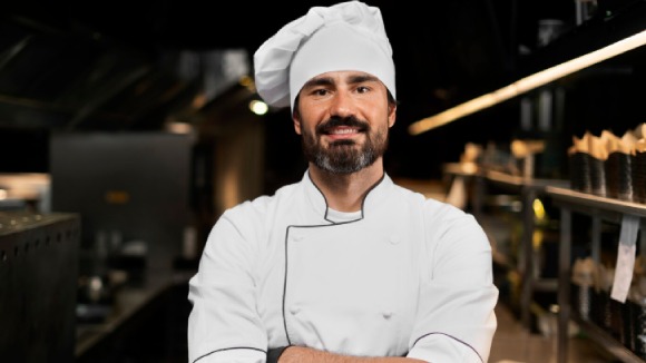 TRAZI SE KUVAR/CHEF