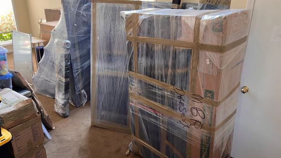 E-Z MOVERS & STORAGE ZAPOSLJAVA!