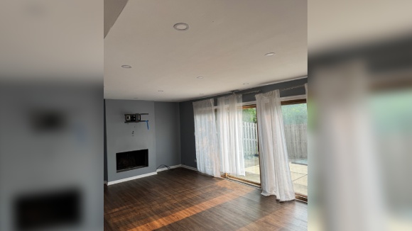 IZDAJE SE TOWNHOUSE SA OGRADJENIM DVORISTEM U DOWNERS GROVE-U, IL