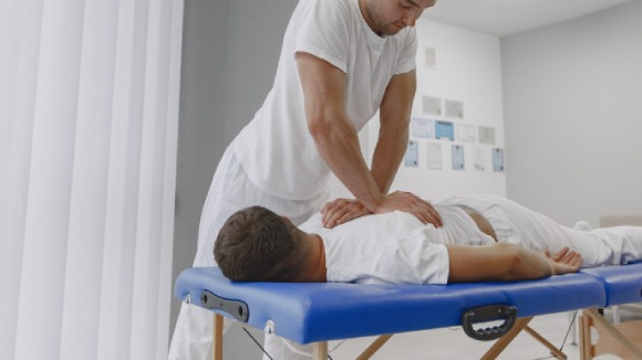TRIVA EXPERT PHYSIOTHERAPIST IN CHICAGO