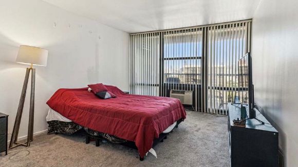 APARTMENT FOR RENT